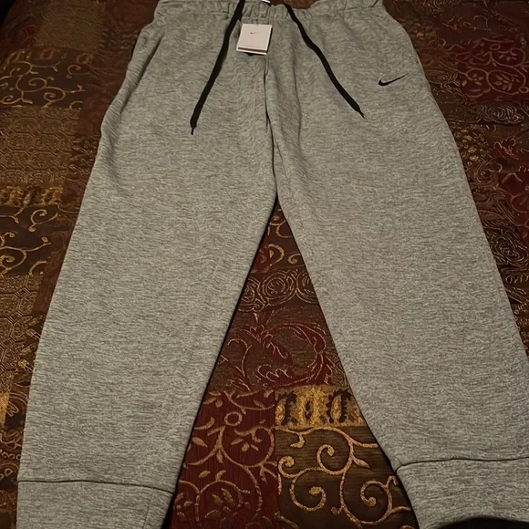 Nike Therma Fit Fleece Lined Jogger - Picture 1 of 8